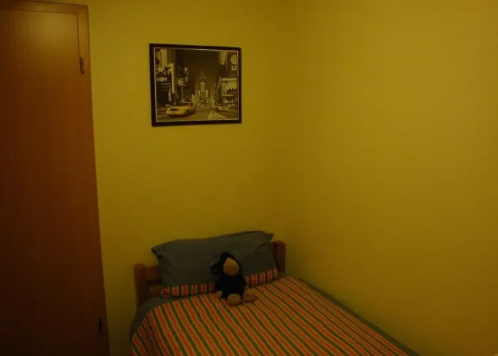 Hausboot Levitate Im Hafen Von * Barssel (Cloppenburg)